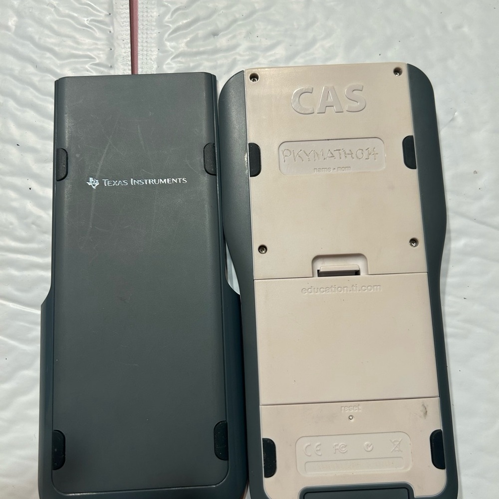Texas Instruments TI Nspire CAS Graphing Calculator With Cover Tested - Picture 2 of 11